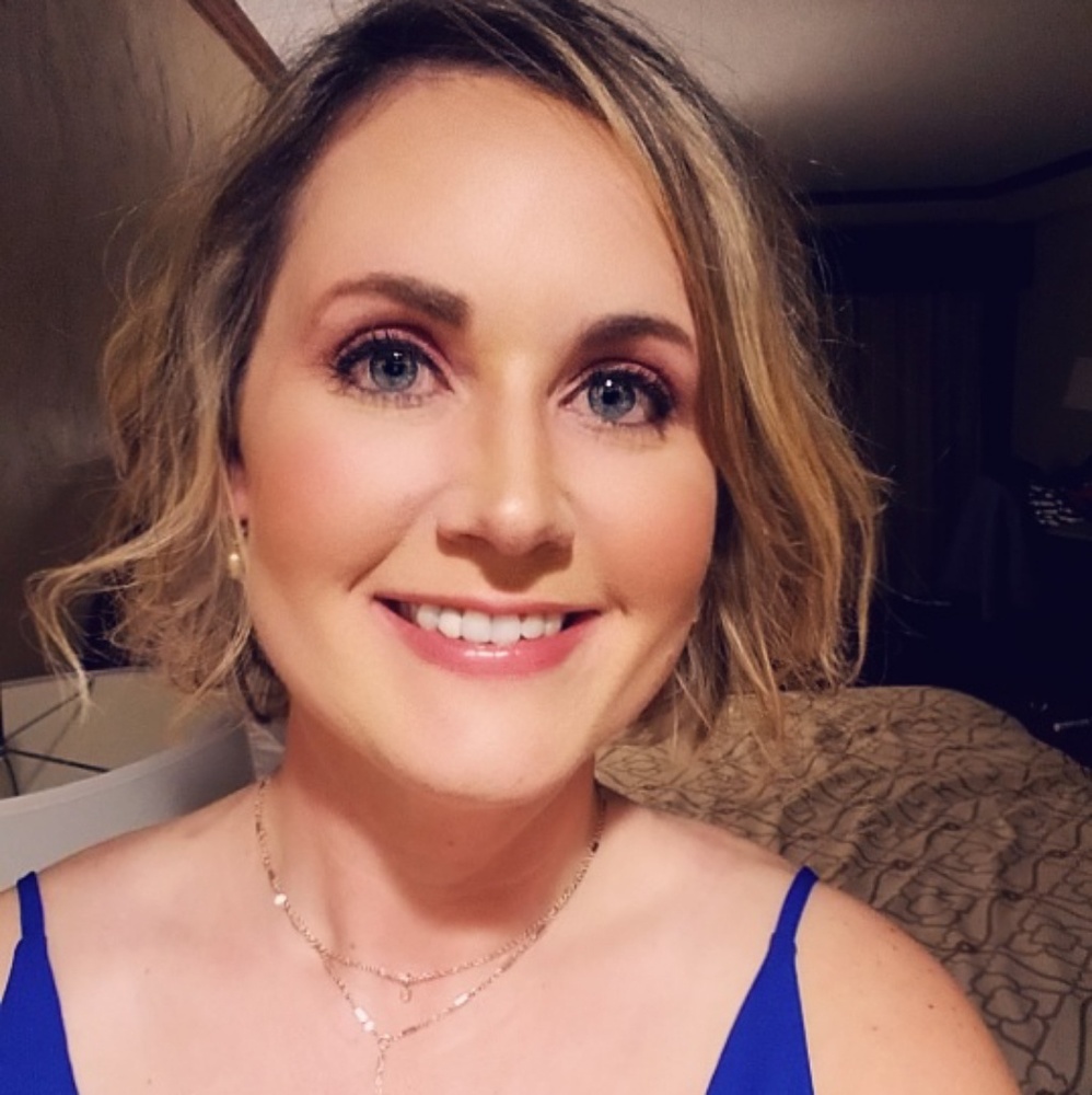 Meet your Posher, Lisa